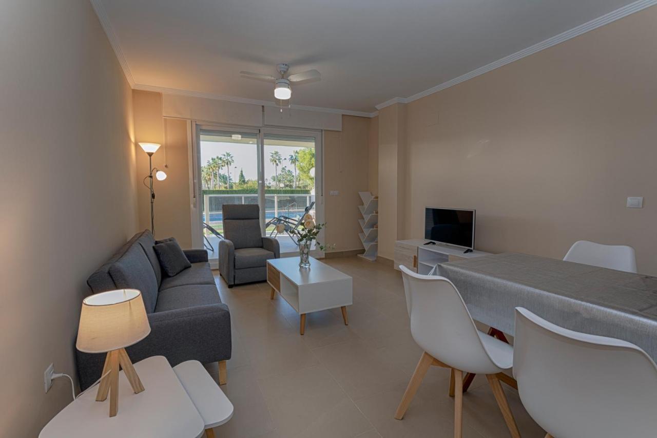 Brisas B2, 2 Dormitorios, Playa A 50m, By Bookindenia *