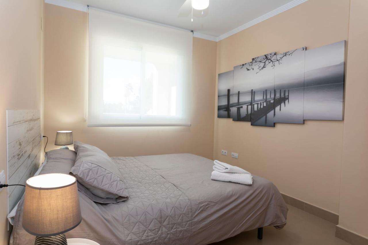 Apartment Brisas B2, 2 Dormitorios, Playa A 50m, By Bookindenia *