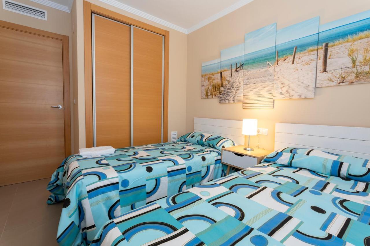 Brisas B2, 2 Dormitorios, Playa A 50m, By Bookindenia